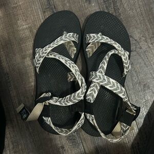 Chacos!
